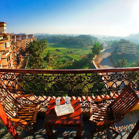 Hotel The Fern Residency, Miramar Panaji Esterno foto