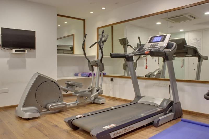Hotel The Fern Residency, Miramar Panaji Esterno foto