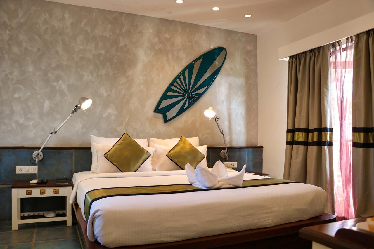 Hotel The Fern Residency, Miramar Panaji Esterno foto