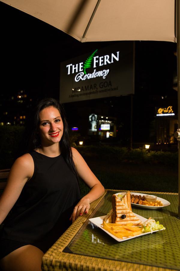 Hotel The Fern Residency, Miramar Panaji Esterno foto