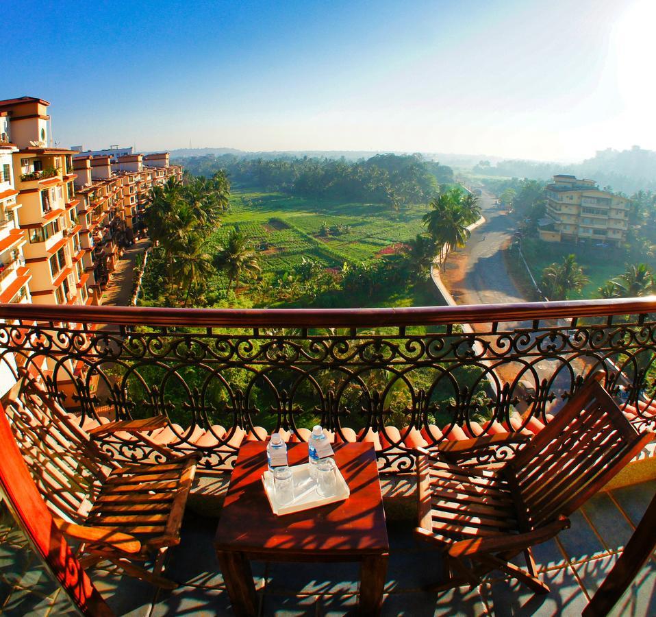 Hotel The Fern Residency, Miramar Panaji Esterno foto