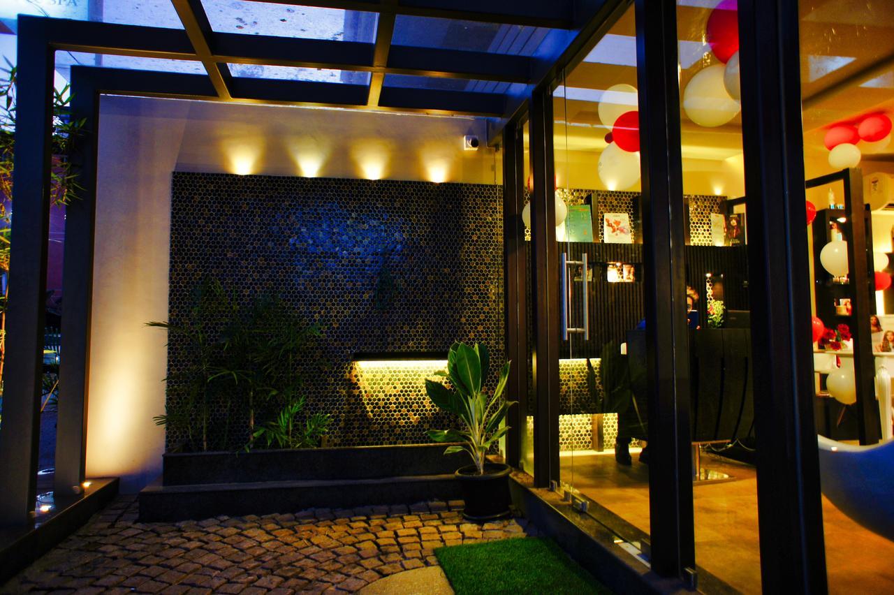 Hotel The Fern Residency, Miramar Panaji Esterno foto